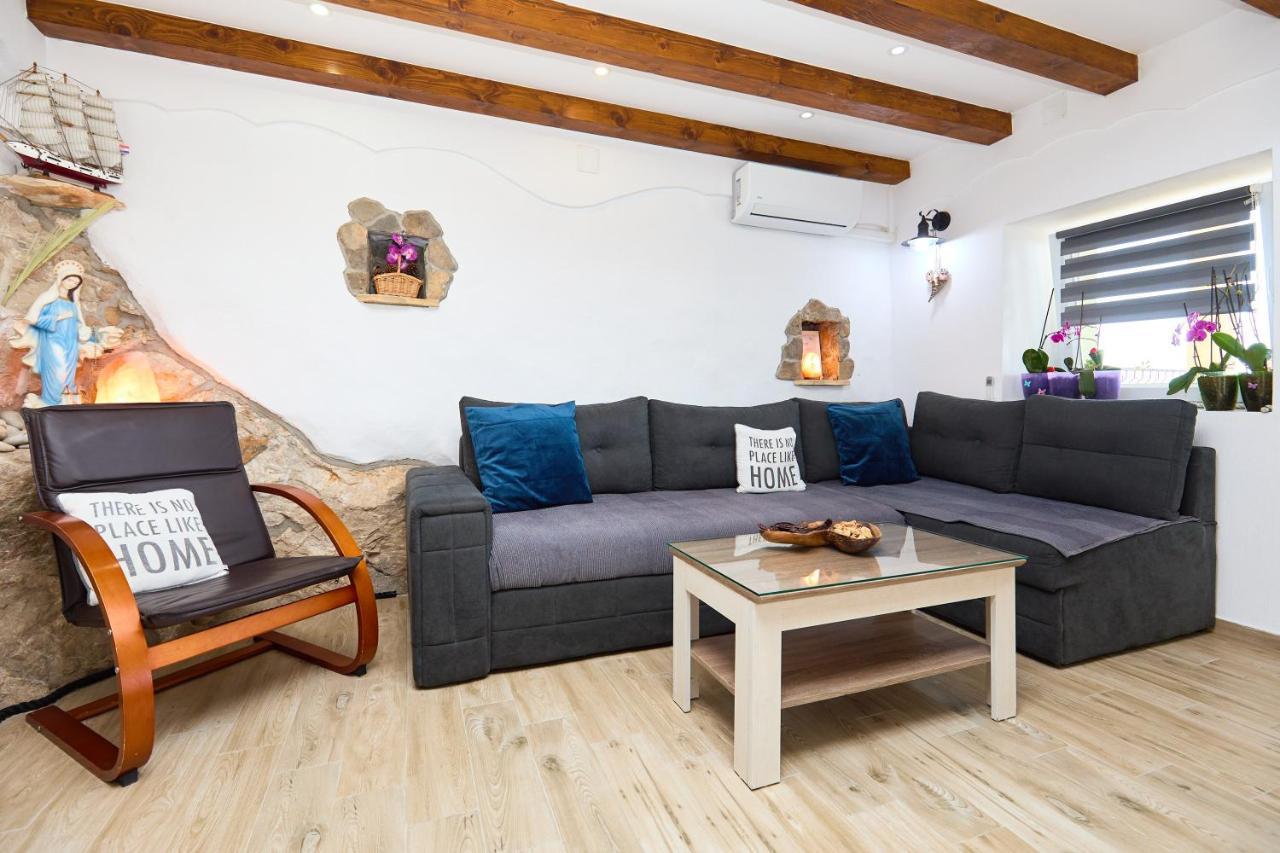 Stone House Biskup Apartment Babino Polje Luaran gambar