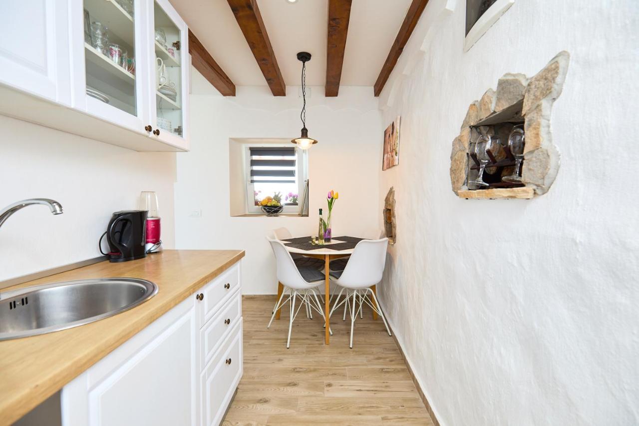 Stone House Biskup Apartment Babino Polje Luaran gambar